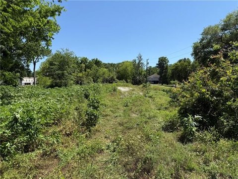 Waterfront Lot in Fishing Community
