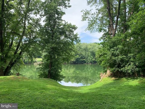 Land, BOYCE, VA