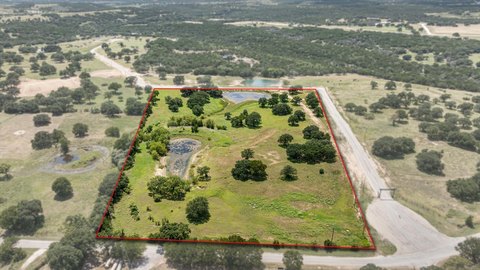 Residential Land with Ponds and Oaks