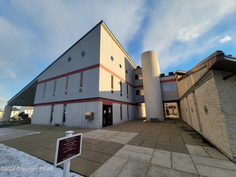 Easton, PA Office/Medical Suites