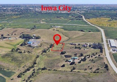 Land, Iowa City, IA