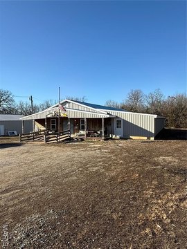 Commercial Building with Highway Frontage
