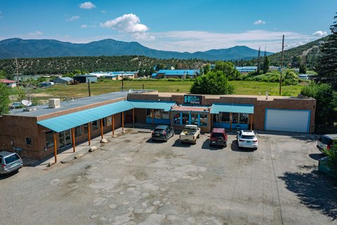 Established Market in Penasco, NM