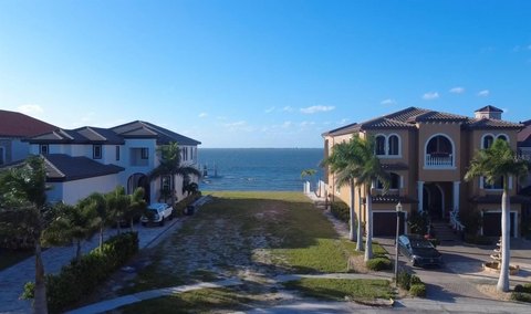 Land, APOLLO BEACH, FL