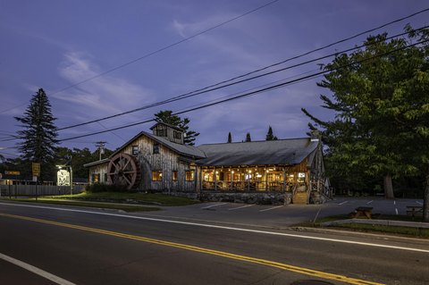 Iconic Restaurant Landmark in Old Forge