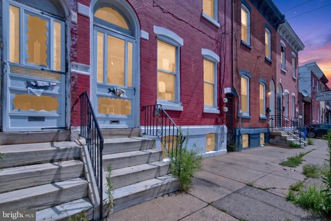 Duplex With Unfinished Basement