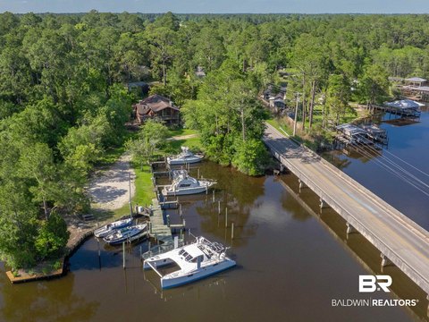 SINGLE_FAMILY - Elberta, AL