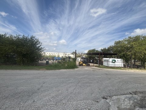 Land, Converse, TX