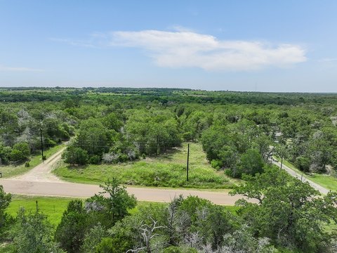 Wooded Acreage with Utilities Nearby