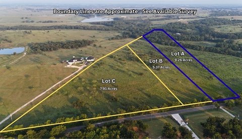 Land in Bristol, Texas