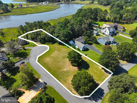 Waterfront Lot in Point Farm
