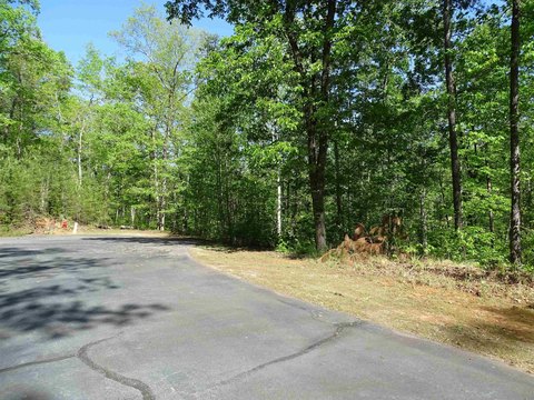 Land Near Lake Jocassee
