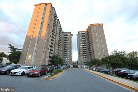 Deeded Indoor Parking Space