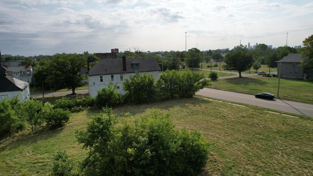 Picture 5