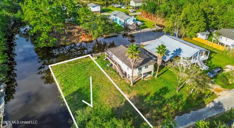 Water Access Corner Lot