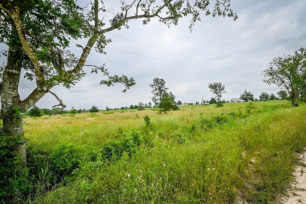 Waelder, TX Residential Land