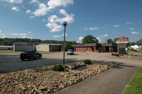 Gallipolis Commercial Building on Corner