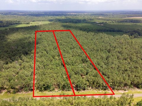 Unrestricted Land Near Lake Sam
