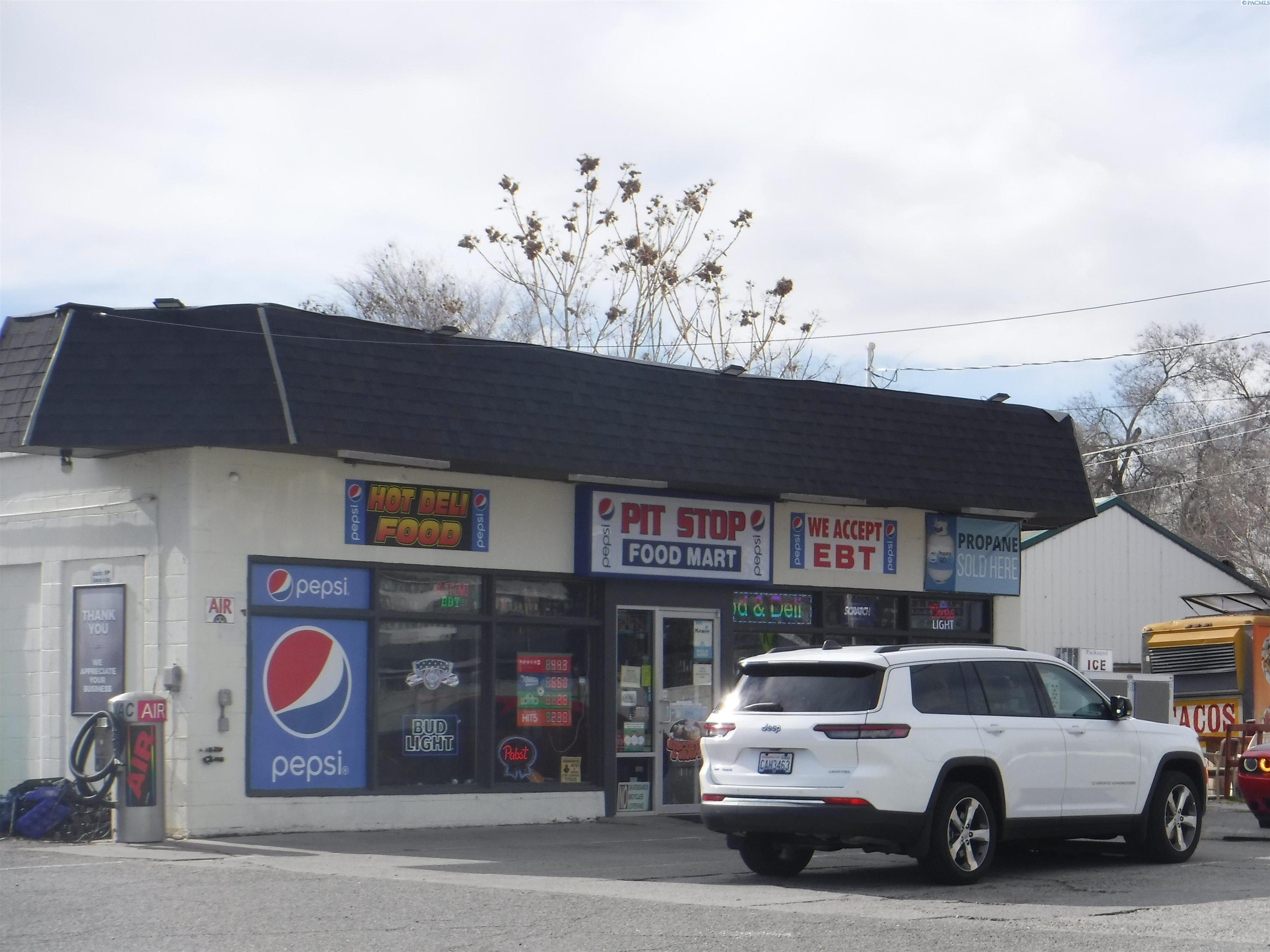 West Richland Commercial Land Available