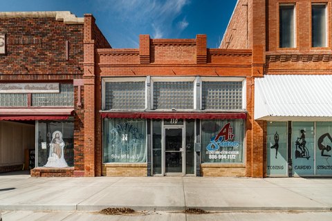 Historic Downtown Storefront