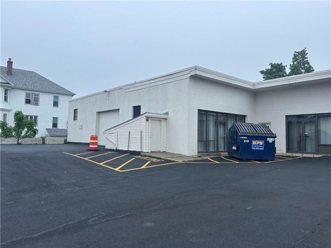 Fall River Commercial Space