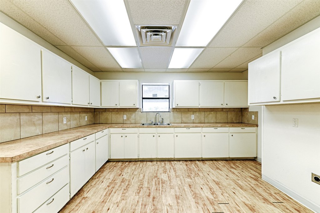 Picture 30