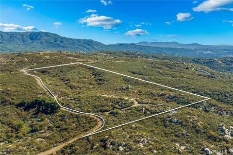 Hemet Land Near Wine Country