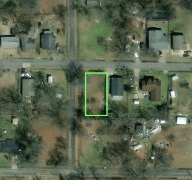 Corner Lot in Pine Bluff