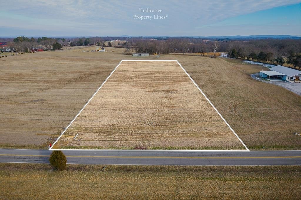 Unrestricted Land Near Center Hill