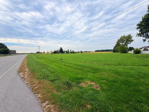 Land, Wapakoneta, OH