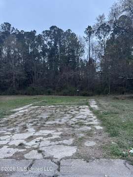 LAND - Gulfport, MS