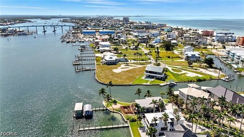 LAND - Fort Myers Beach, FL
