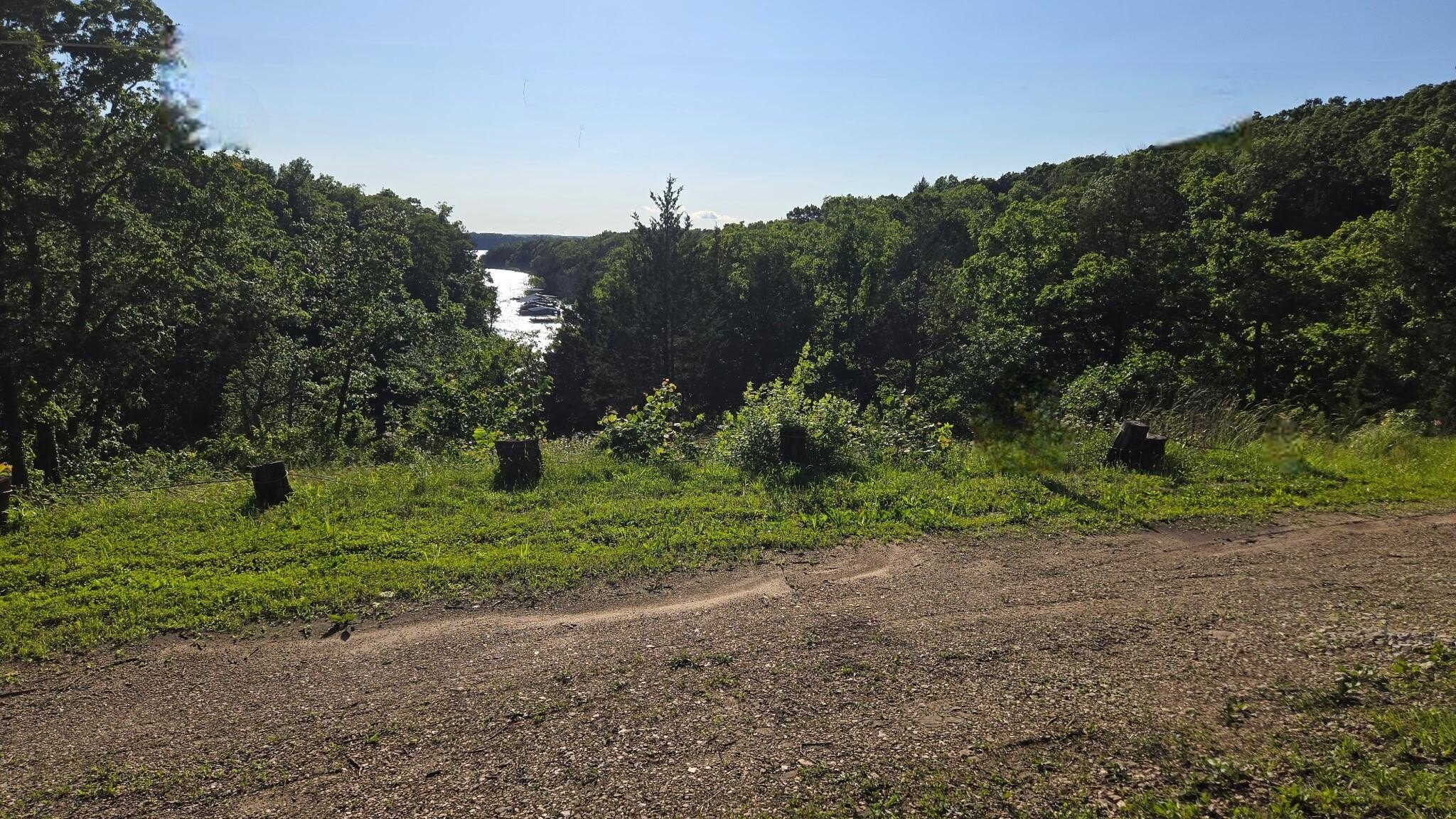 Land Near Pomme de Terre