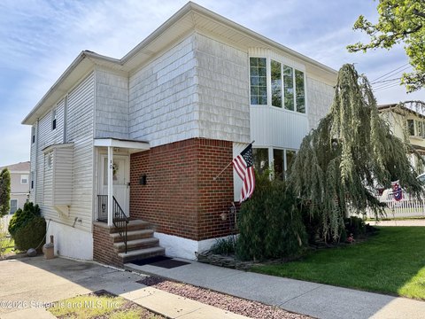 Staten Island Colonial Multi-Family
