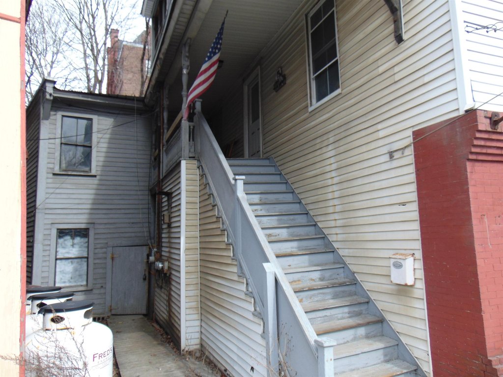 Picture 4