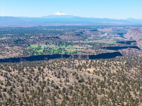 Land, Terrebonne, OR