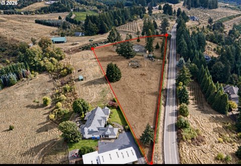Land, Newberg, OR