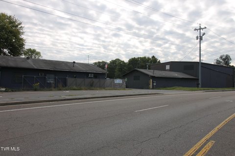 Elizabethton Commercial Property with Warehouses
