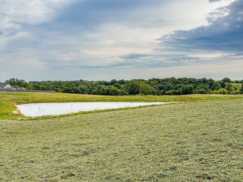 Truro, Iowa Land with Pond