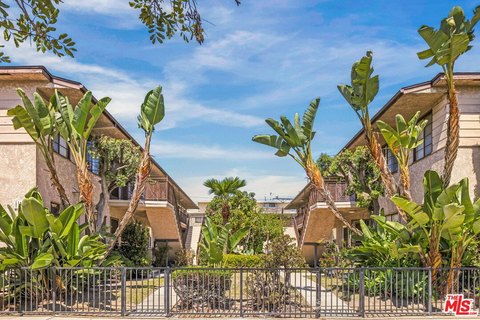 Los Angeles Multifamily Redevelopment Opportunity