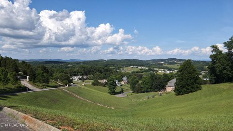 LAND - Kodak, TN