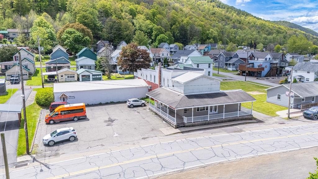 Versatile Commercial Investment Opportunity