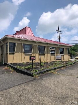 Restaurant/Retail Space in Nazareth Boro