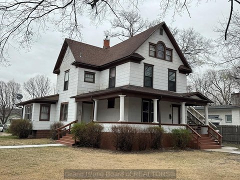 Grand Island Triplex For Sale