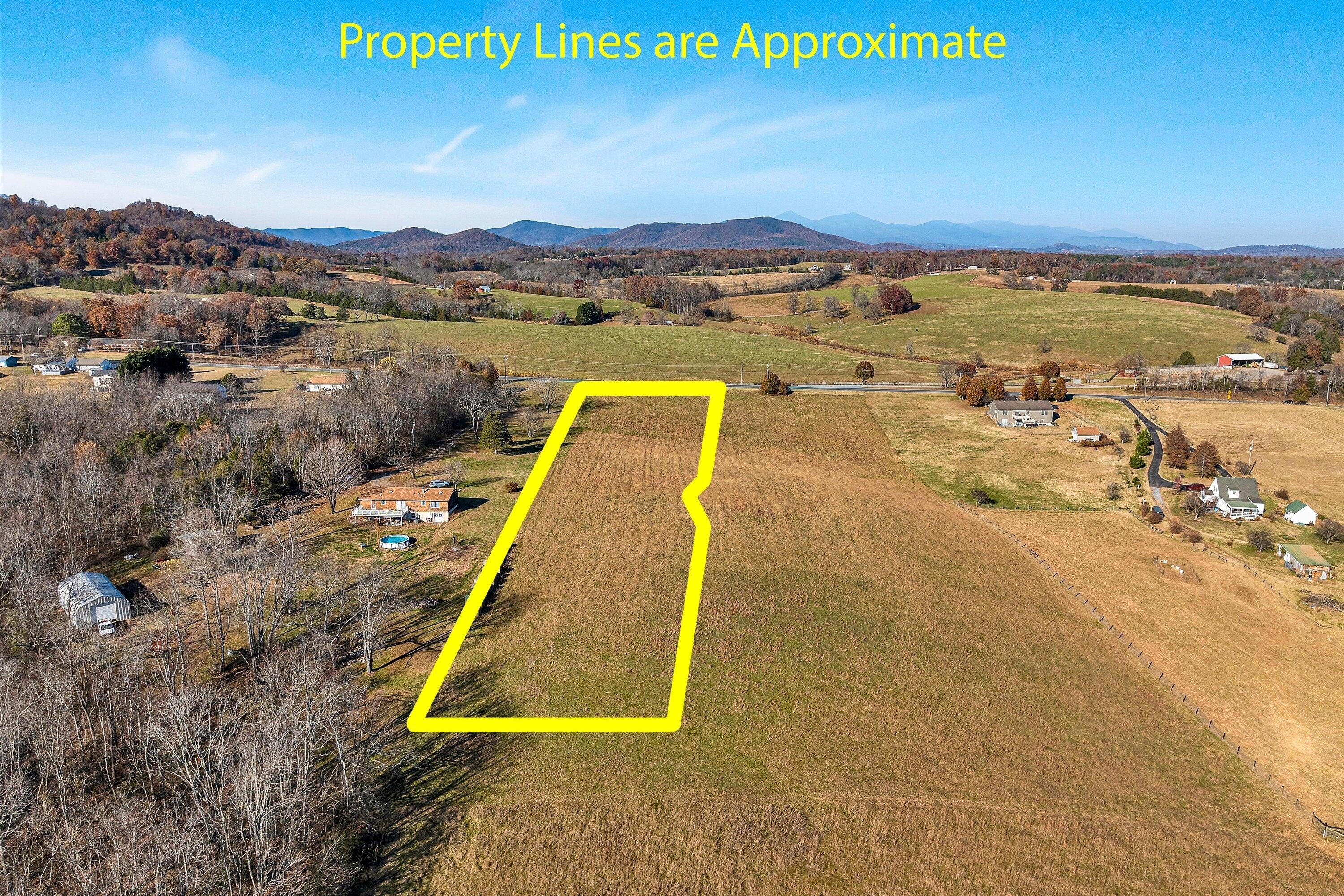 Picturesque 4-Acre Parcel in Moneta