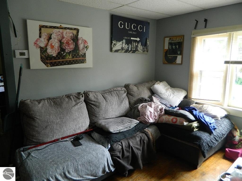 Picture 3