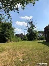 Land in Island View Neighborhood