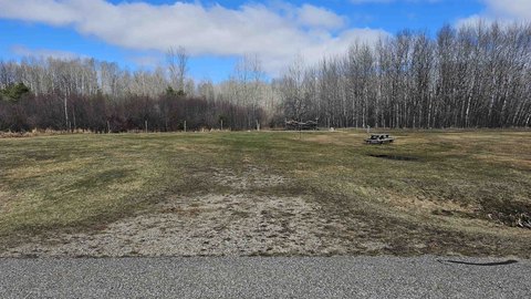 Contiguous Recreation and Home Lots