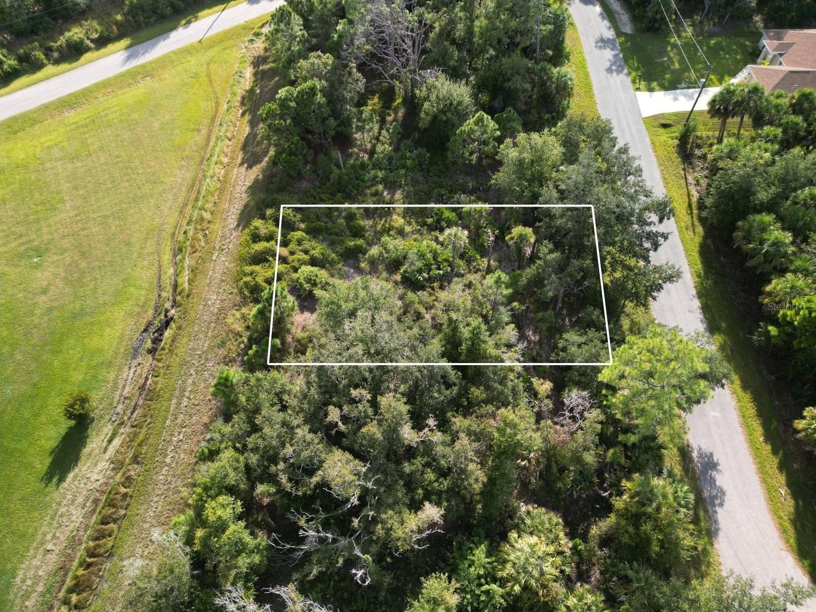 Residential Lot in North Port