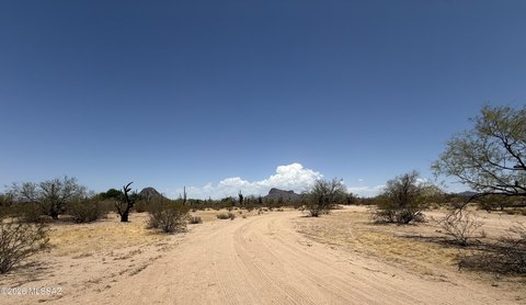 LAND - Tucson, AZ